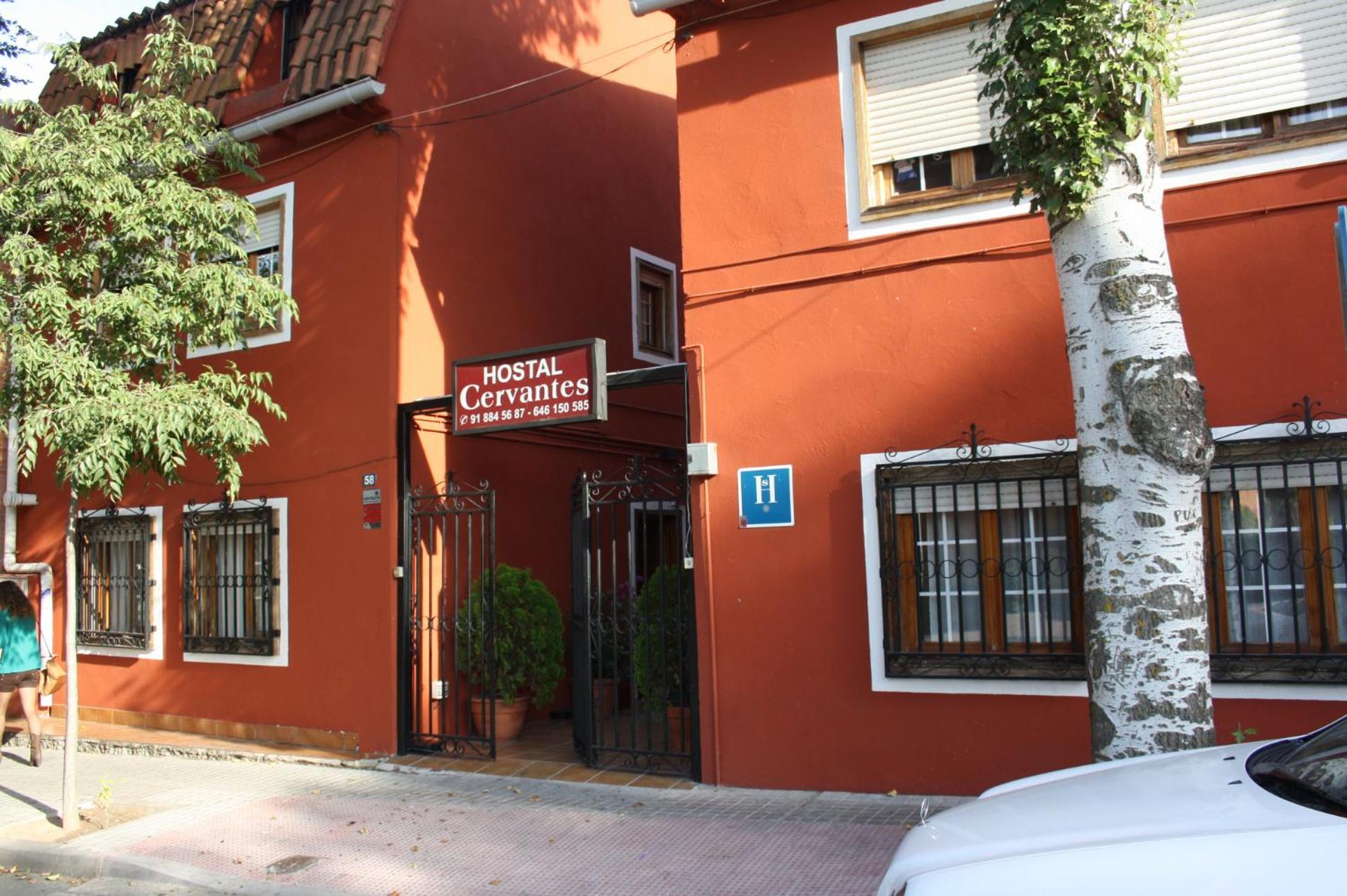 Hostal Cervantes Daganzo De Arriba Εξωτερικό φωτογραφία